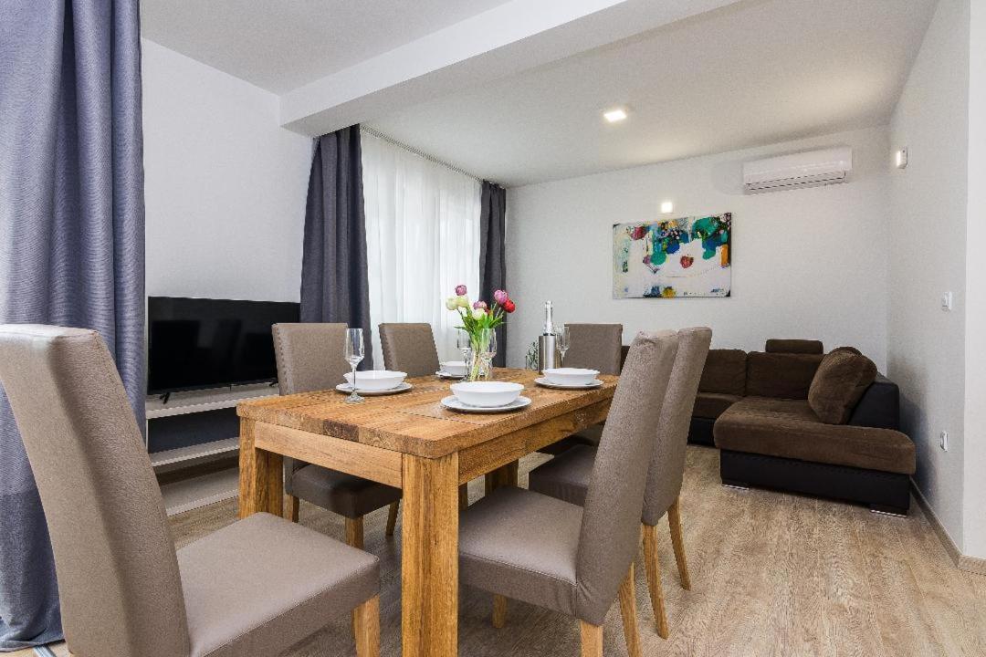 Petar's Dream 3 Apartment